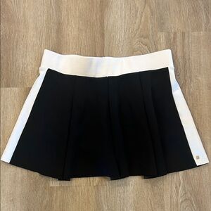 Emily McCarthy Chic Black and White Women's Mini Skirt Size L